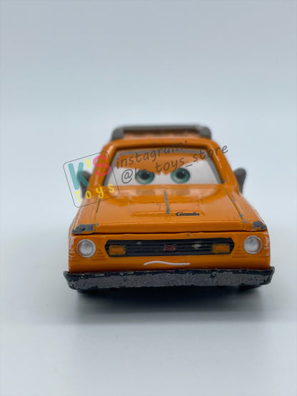 PRE-OWNED / LOOSE DISNEY PIXAR CARS BY MATTEL - "GREM" - CARS 2 SERIES - PLAYED WITH GOOD CONDITION - READ DESCRIPTION!!!!!!!!!!!
