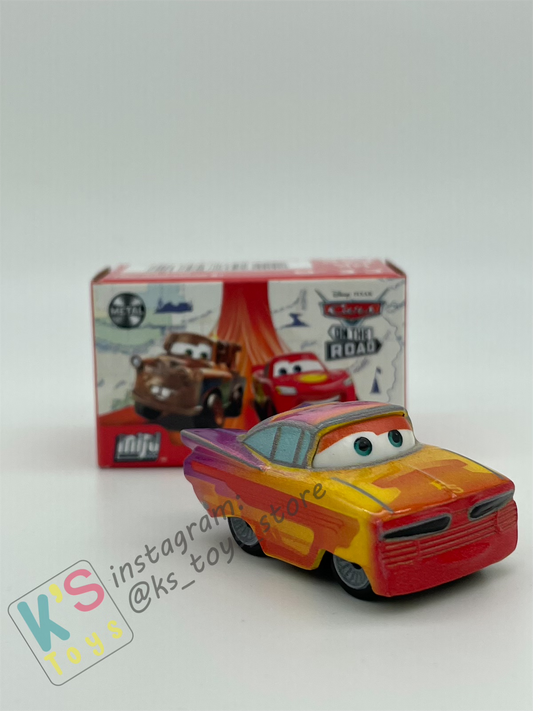 Mini Racers Pixar Disney Cars, 2023 Series 1 #05 RADIATOR SPRING RAMONE - BNIB