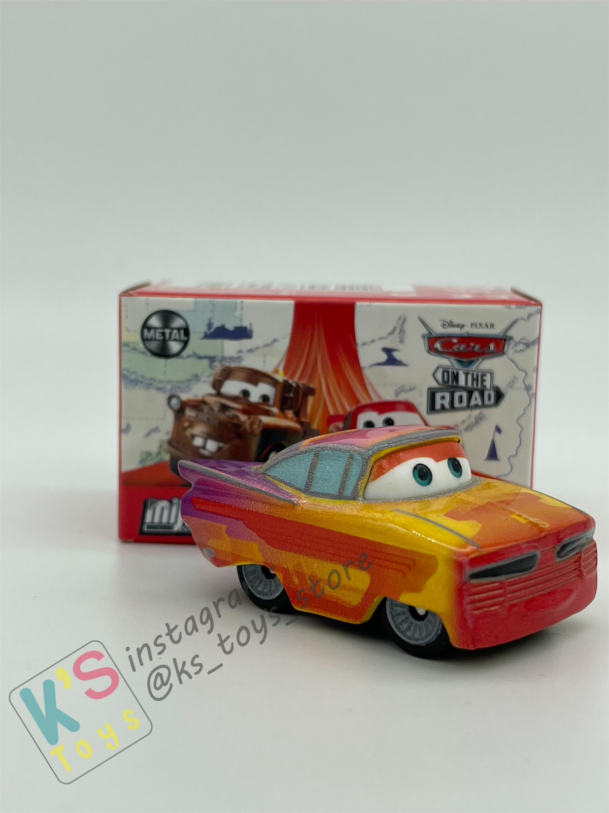 Mini Racers Pixar Disney Cars, 2023 Series 1 #05 RADIATOR SPRING RAMONE - BNIB