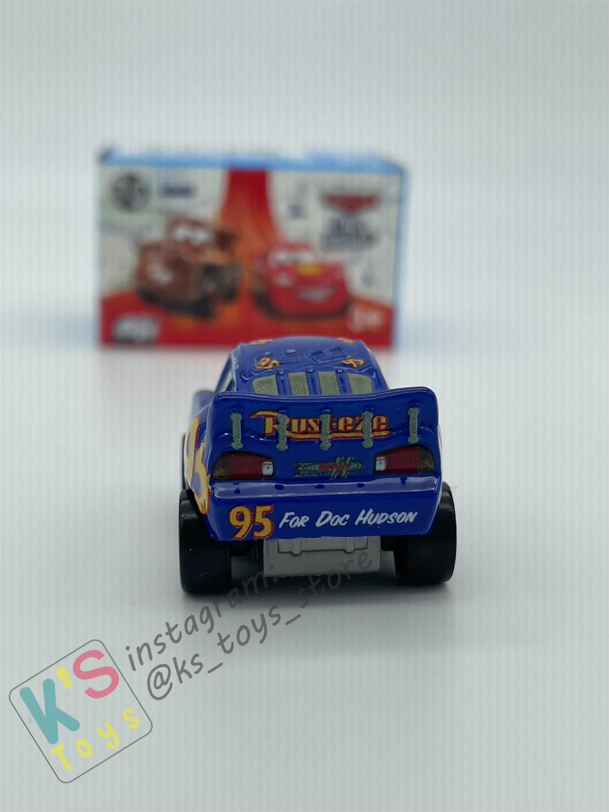 Mini Racers Pixar Disney Cars, 2023 Series 2 #17 FABULOUS LIGHTNING MCQUEEN - BNIB