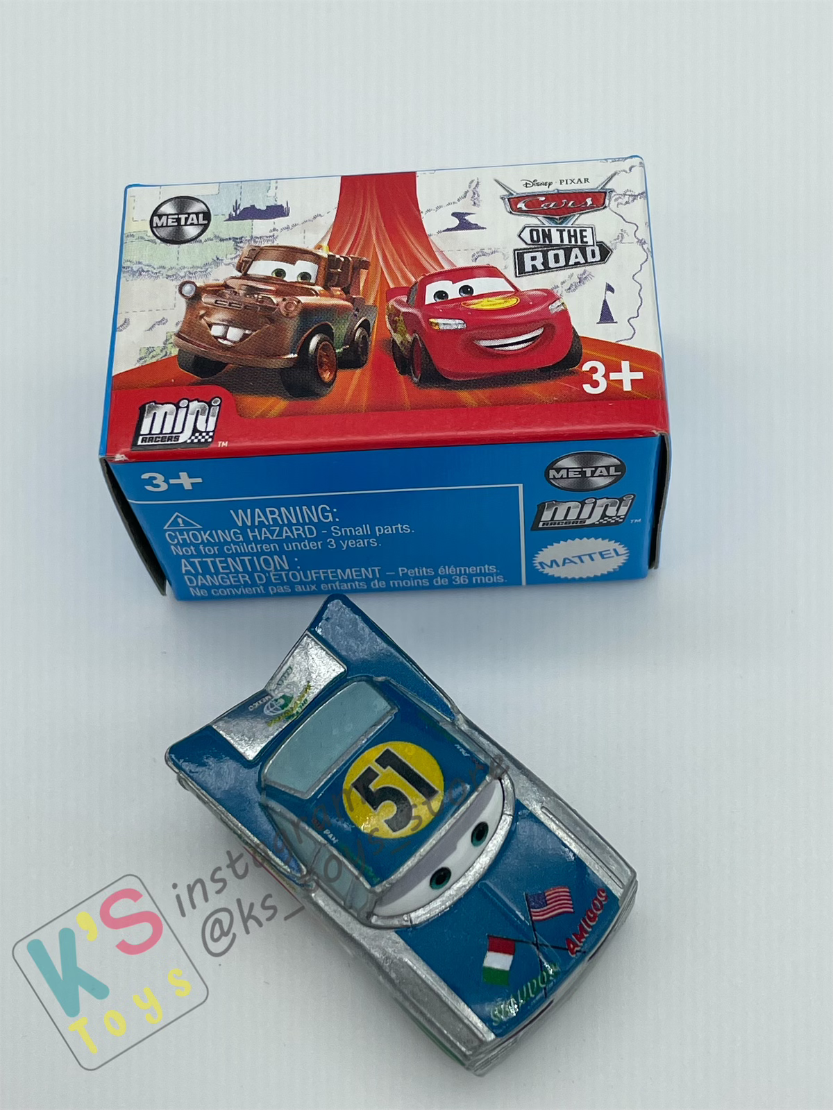 Mini Racers Pixar Disney Cars, 2023 Series 2 #20 SALUDOS AMIGOS RAMONE - BNIB