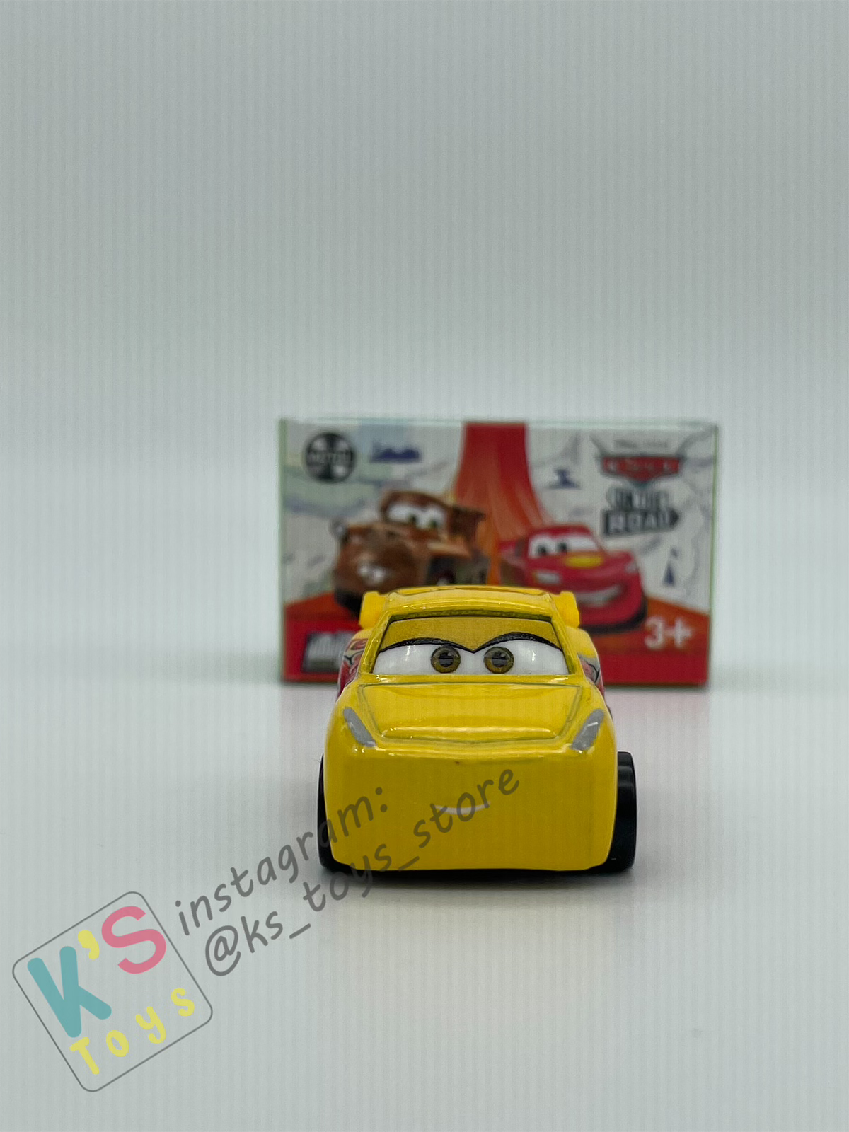 Mini Racers Pixar Disney Cars, 2023 Series 4 #41 RUSTEZE CRUZ - BNIB