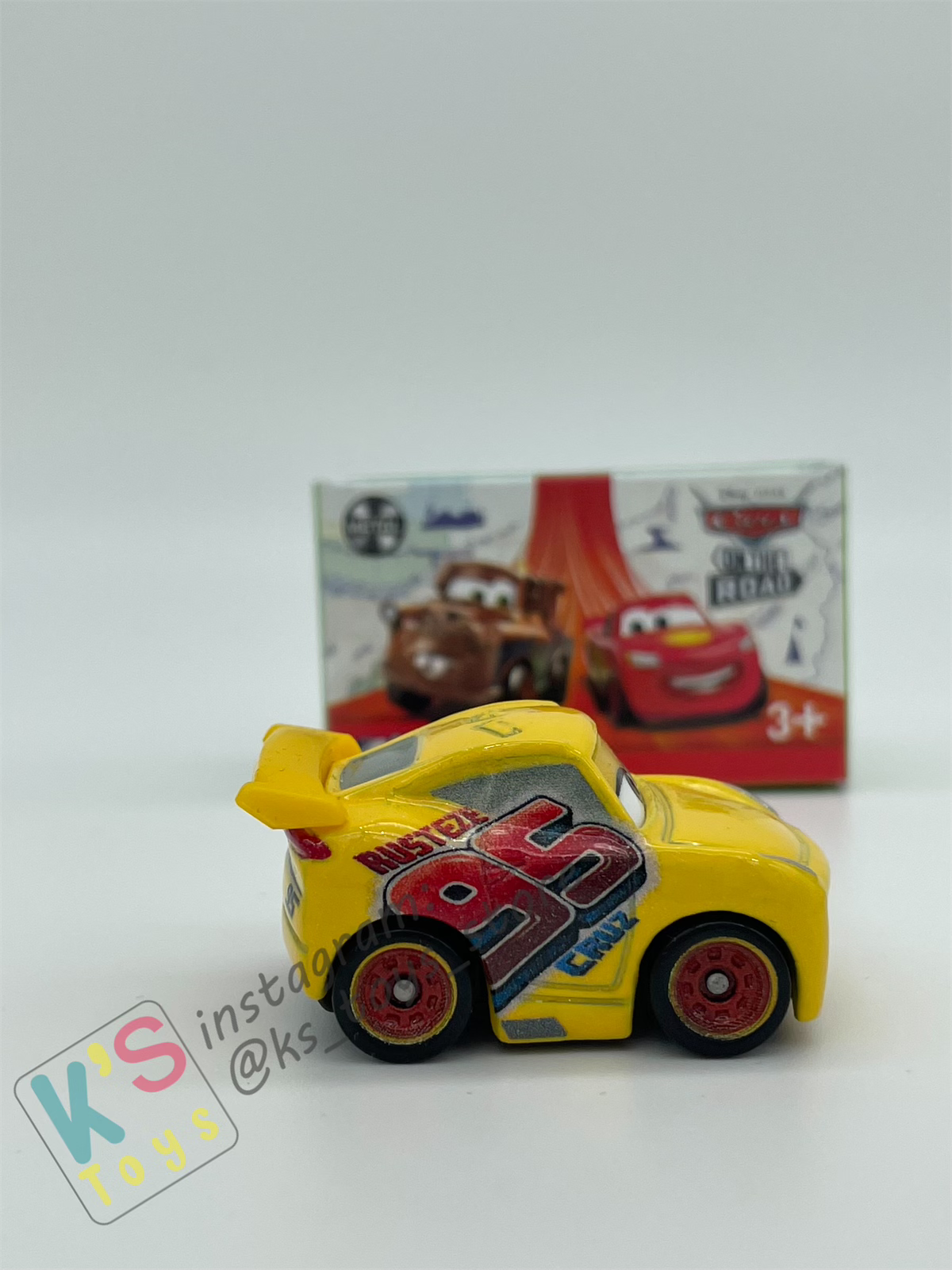 Mini Racers Pixar Disney Cars, 2023 Series 4 #41 RUSTEZE CRUZ - BNIB