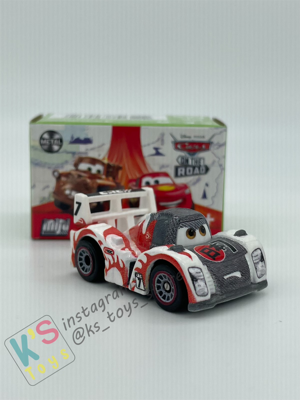 Mini Racers Pixar Disney Cars, 2023 Series 4 #44 CARBON SHU TODOROKI - BNIB