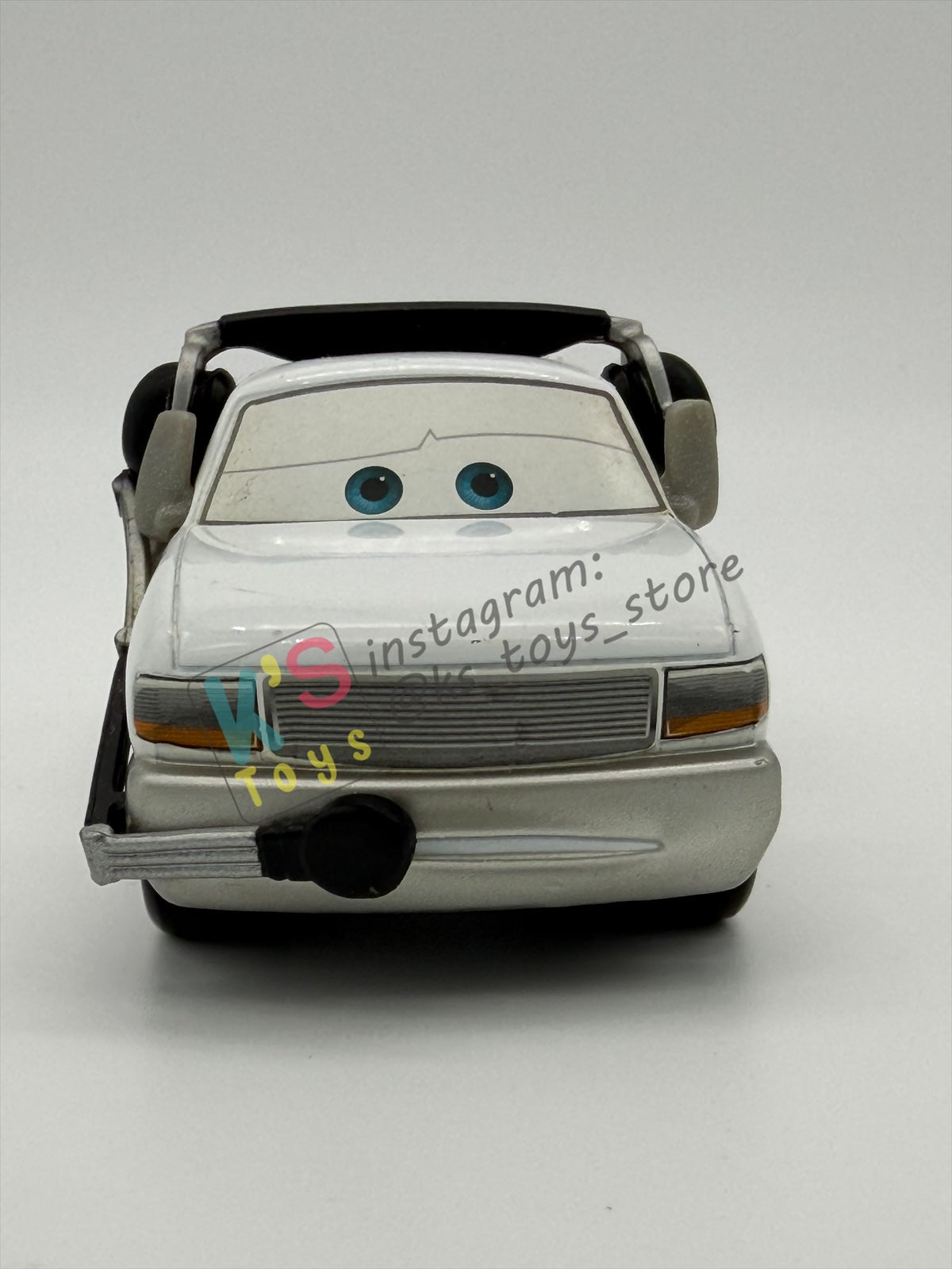 PRE-OWNED / LOOSE DISNEY PIXAR CARS BY MATTEL - "BRIAN FEE CLAMP" - LA SPEEDWAY SERIES - NEAR MINT CONDITION - READ DESCRIPTION!!!!!!!!!
