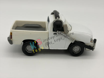 PRE-OWNED / LOOSE DISNEY PIXAR CARS BY MATTEL - "BRIAN FEE CLAMP" - LA SPEEDWAY SERIES - NEAR MINT CONDITION - READ DESCRIPTION!!!!!!!!!