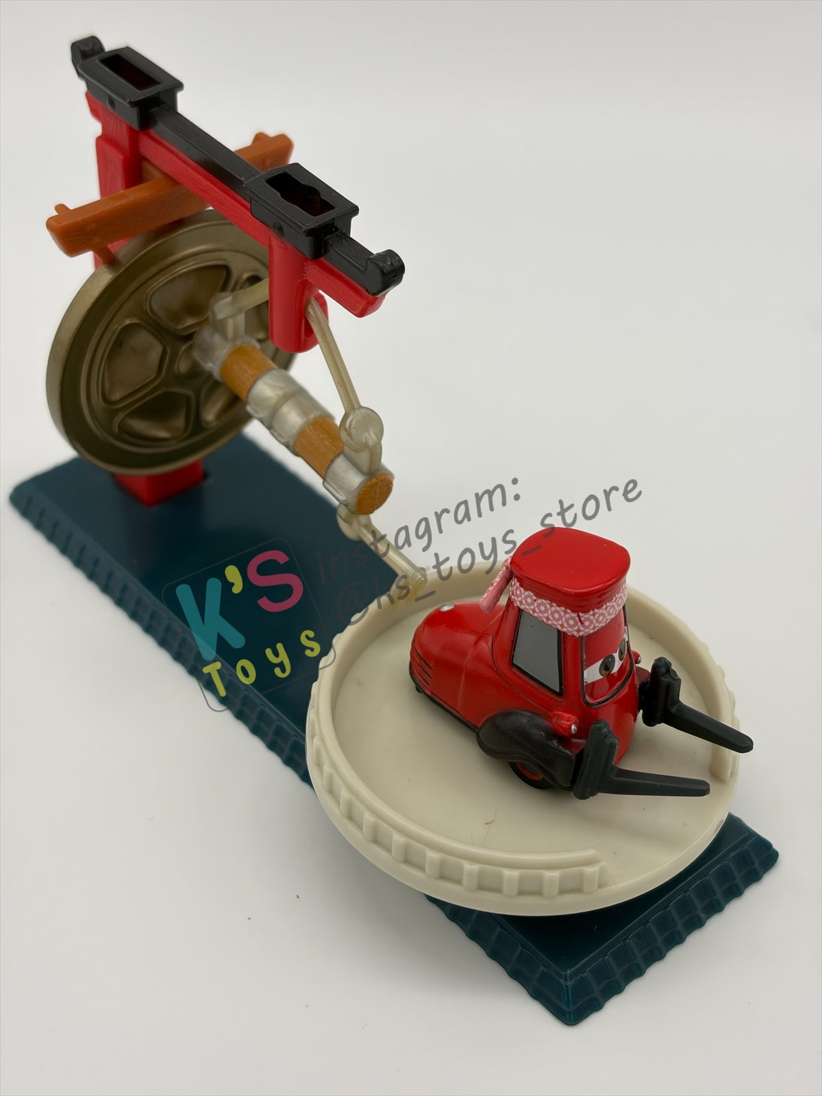 PRE-OWNED / LOOSE DISNEY PIXAR CARS BY MATTEL - "TERRY GONG" TOKYO PARTY SERIES - NEAR MINT CONDITION - READ DESCRIPTION!!!!!!!!!!