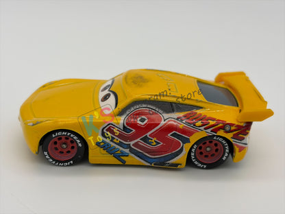PRE-OWNED / LOOSE DISNEY PIXAR CARS BY MATTEL - "RUST-EZE CRUZ RAMIREZ" - CARS 3 FLORIDA 500 SERIES - PLAYED CONDITION - READ DESCRIPTION!!!!!!!!!!!