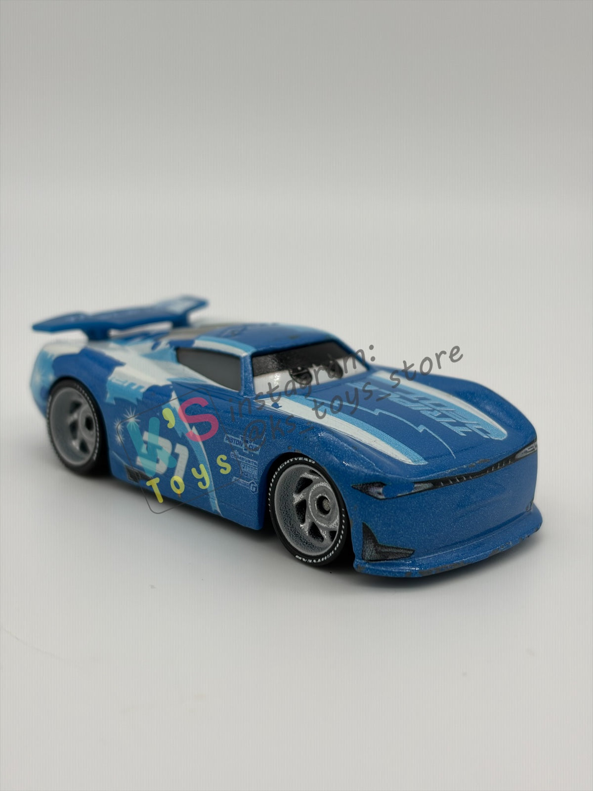 PRE-OWNED / LOOSE DISNEY PIXAR CARS BY MATTEL - "CAM SPINNER" - CARS 3 NEXT-GEN SERIES - PLAYED CONDITION - READ DESCRIPTION!!!!!!!!!!!