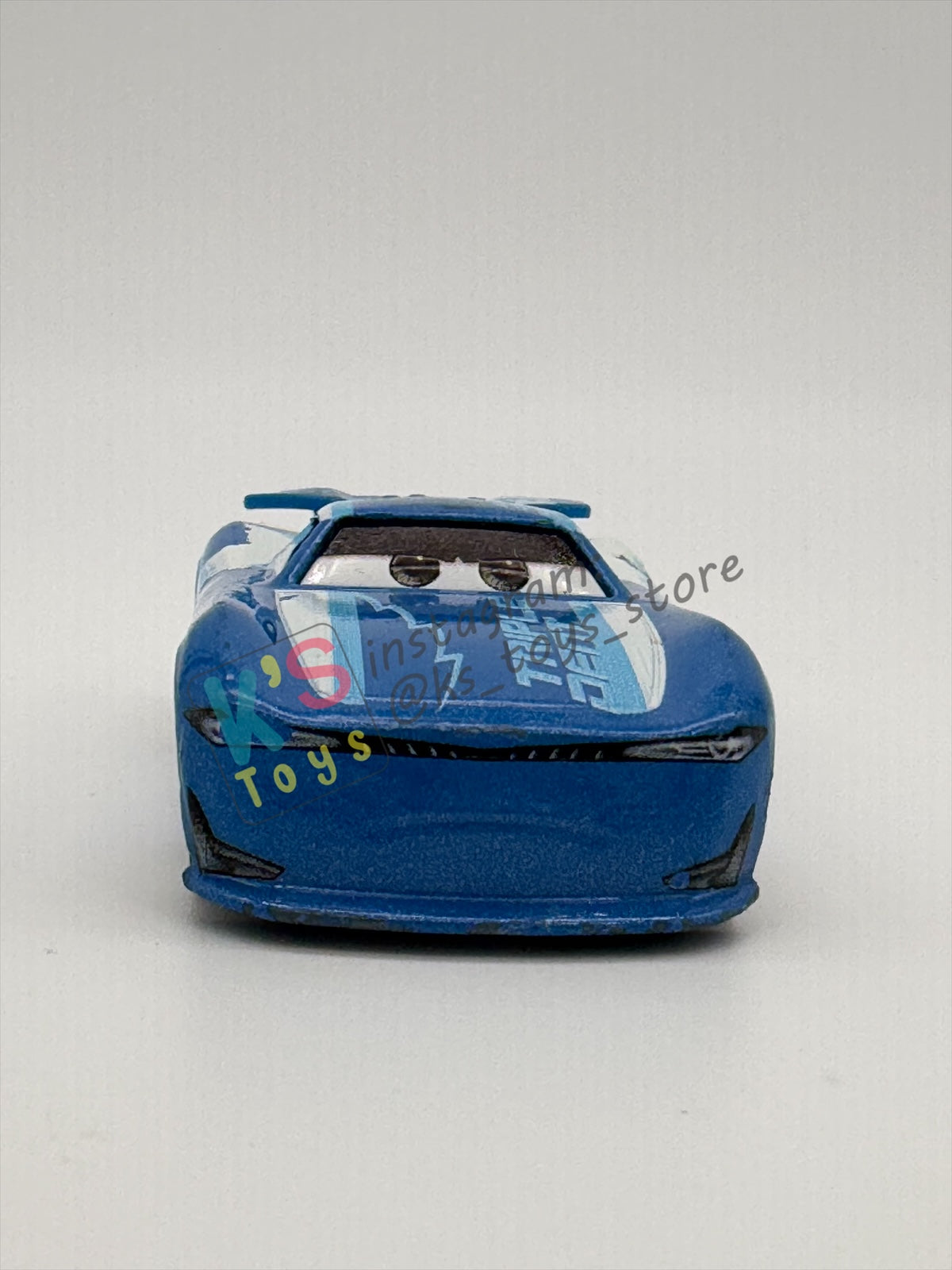 PRE-OWNED / LOOSE DISNEY PIXAR CARS BY MATTEL - "CAM SPINNER" - CARS 3 NEXT-GEN SERIES - PLAYED CONDITION - READ DESCRIPTION!!!!!!!!!!!