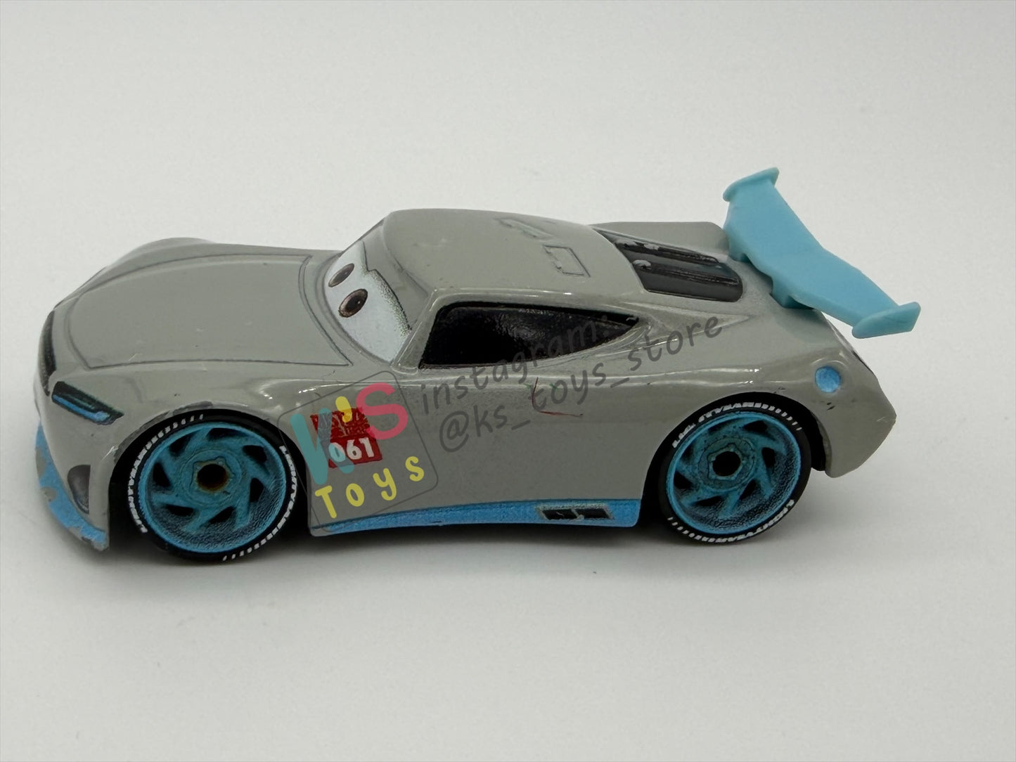 PRE-OWNED / LOOSE DISNEY PIXAR CARS BY MATTEL - "TOM W” - CARS 3 RACING CENTER SERIES - GOOD CONDITION - READ DESCRIPTION!!!!!!!!!!!