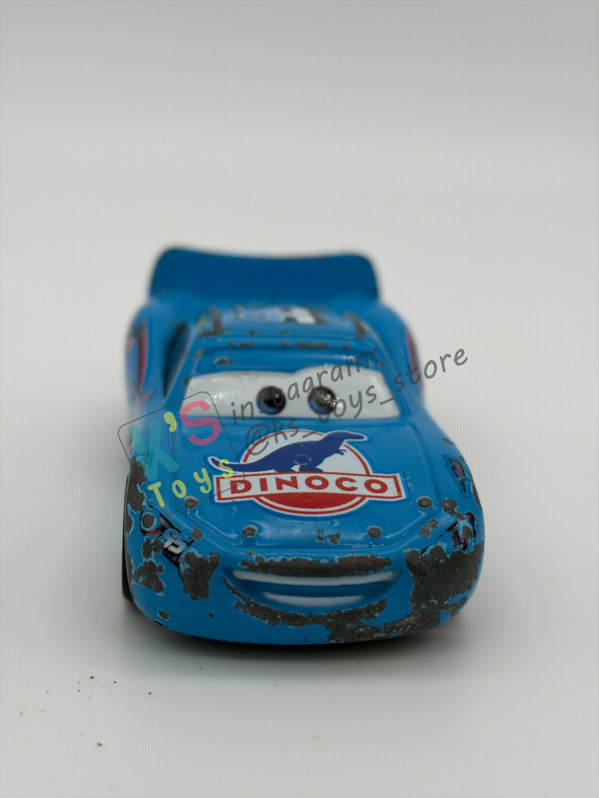 FREE ITEM!! PRE-OWNED / LOOSE DISNEY PIXAR CARS - "DINOCO LIGHTNING MCQUEEN" WELL-PLAYED CONDITION