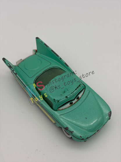 FREE ITEM!! PRE-OWNED / LOOSE DISNEY PIXAR CARS - "FLO" WELL-PLAYED CONDITION