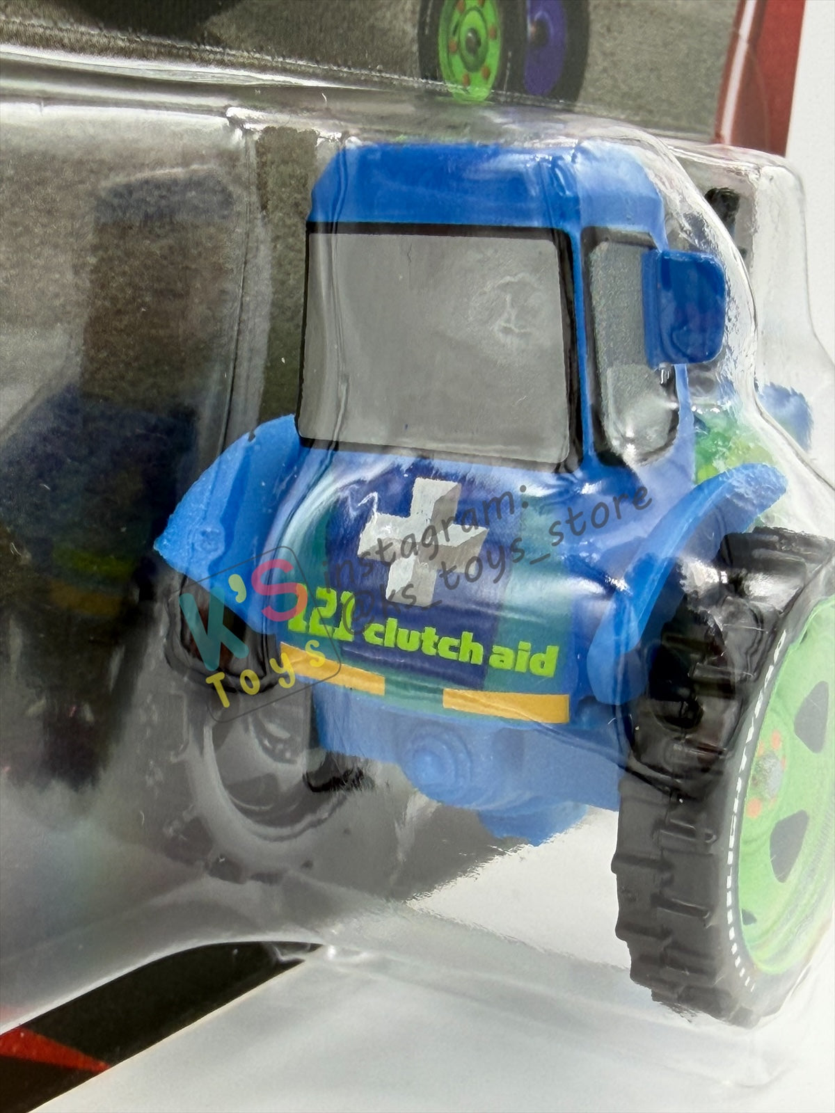 DISNEY PIXAR CARS 1:55 BY MATTEL - "CLUTCH AID RACING TRACTOR" 2026 RE-RELEASED 20TH ANNIVERSARY CARD - BNIP