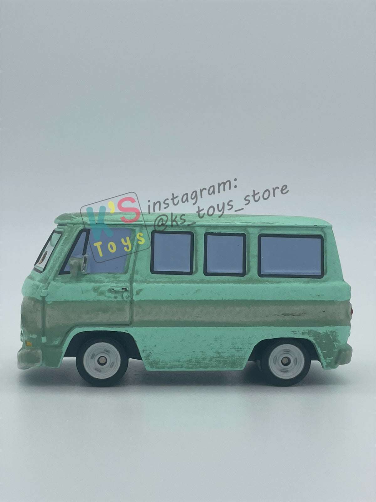 PRE-OWNED / LOOSE DISNEY PIXAR CARS - "DUSTY RUST-EZE" - GOOD CONDITION