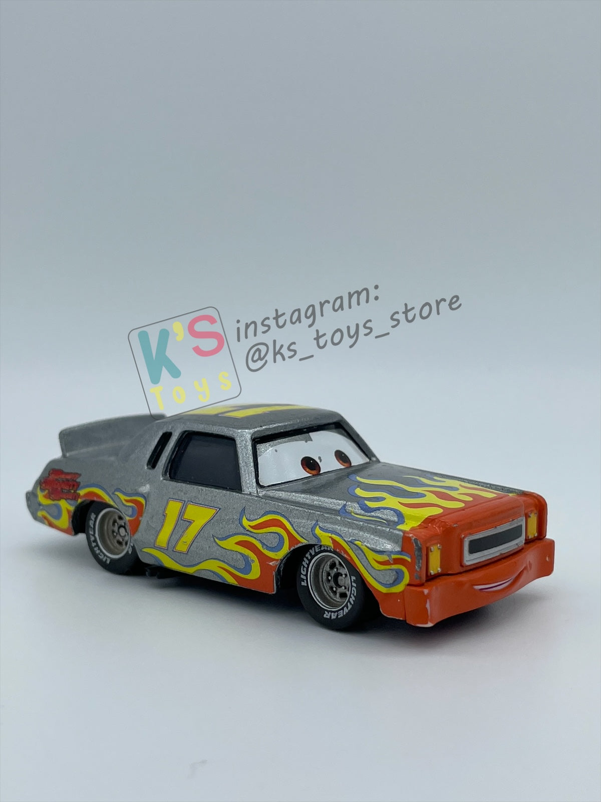 PRE-OWNED / LOOSE DISNEY PIXAR CARS - "DARRELL CARTRIP" CARS 2 SERIES - GOOD CONDITION