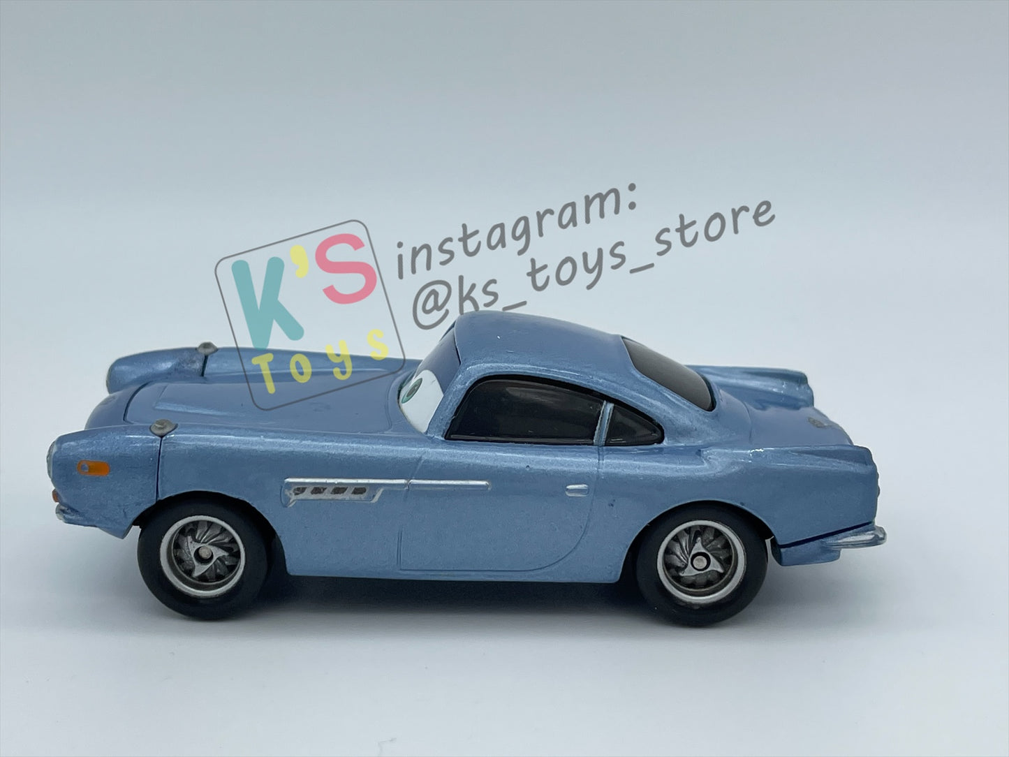 PRE-OWNED / LOOSE DISNEY PIXAR CARS - "FINN MCMISSILE" CARS 2 SERIES - GOOD CONDITION