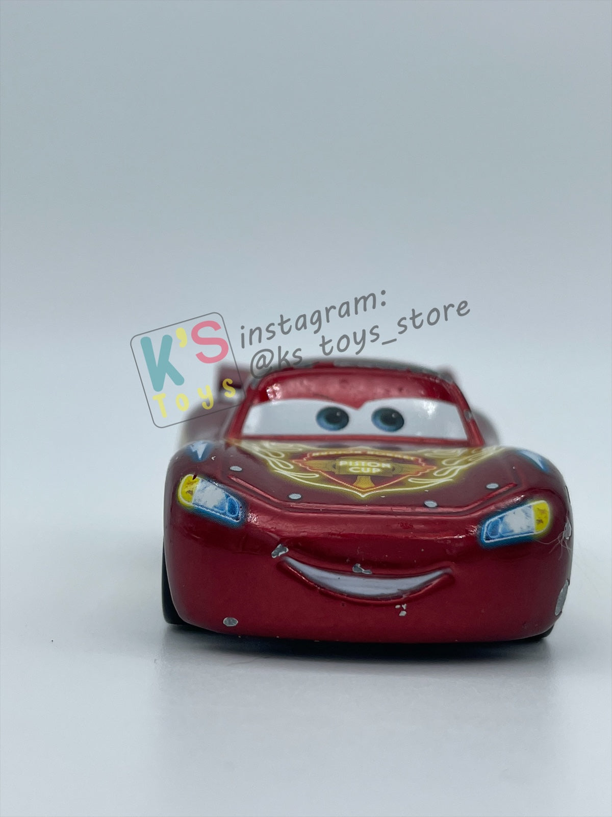 PRE-OWNED / LOOSE DISNEY PIXAR CARS - "NEON METALLIC DECO LIGHNTING MCQUEEN" NEON SERIES - FAIR CONDITION