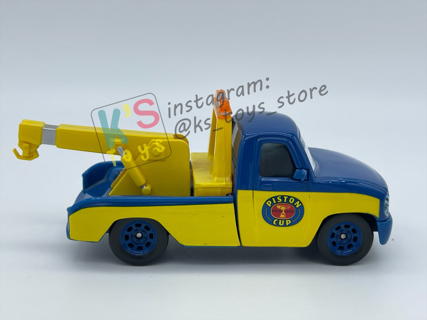 PRE-OWNED / LOOSE DISNEY PIXAR CARS - "RACE TOW TRUCK TOM" CARS SERIES - GOOD CONDITION