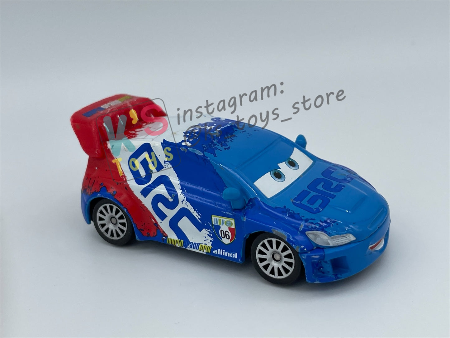 PRE-OWNED / LOOSE DISNEY PIXAR CARS - "RAOUL CAROULE" CARS 2 SERIES - GOOD CONDITION