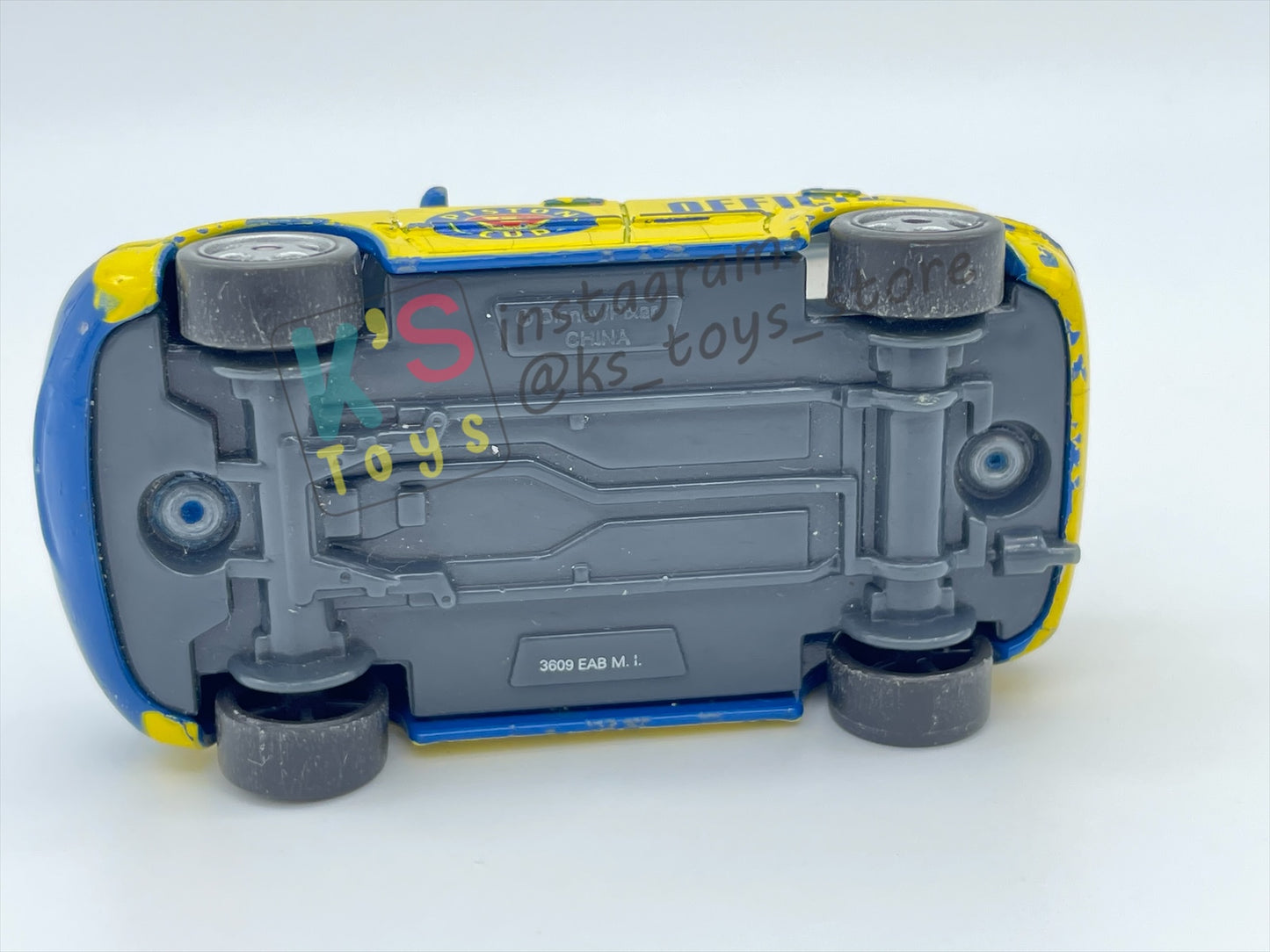 PRE-OWNED / LOOSE DISNEY PIXAR CARS - "RACE OFFICIAL TOM (LENTICULAR)" LENTICULAR SERIES - FAIR CONDITION