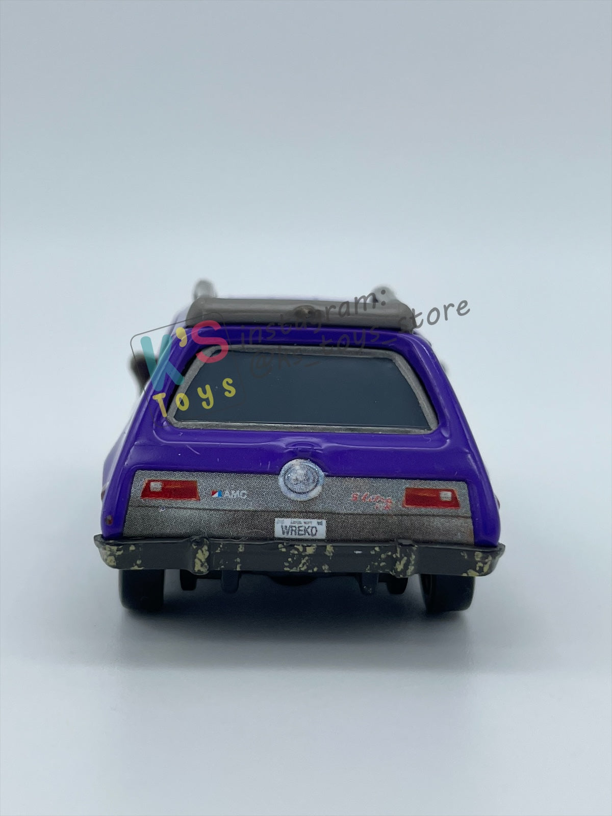 PRE-OWNED / LOOSE DISNEY PIXAR CARS - "DON CRUMLIN (GREEN EYES)" CARS 2 SERIES - EXCELLENT CONDITION