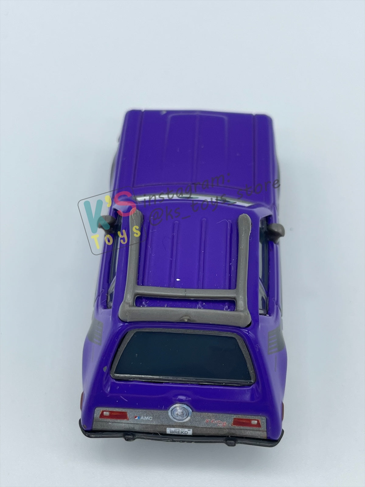 PRE-OWNED / LOOSE DISNEY PIXAR CARS - "DON CRUMLIN (GREEN EYES)" CARS 2 SERIES - EXCELLENT CONDITION
