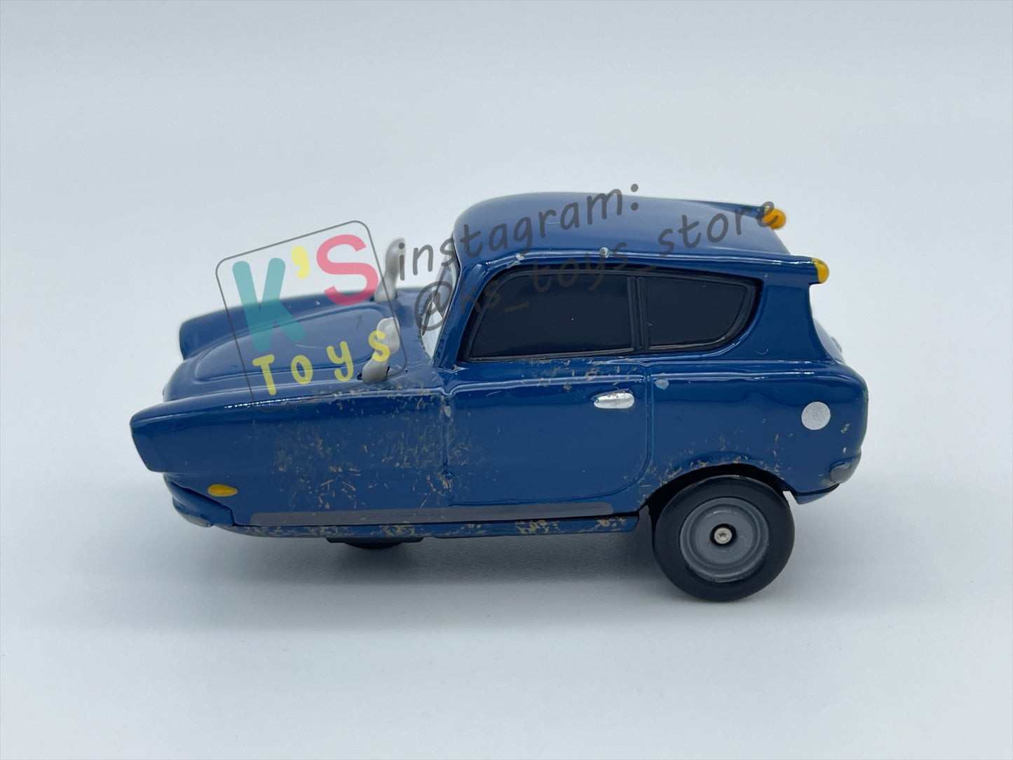 PRE-OWNED / LOOSE DISNEY PIXAR CARS - "TOMBER" CARS 2 SERIES - GOOD CONDITION