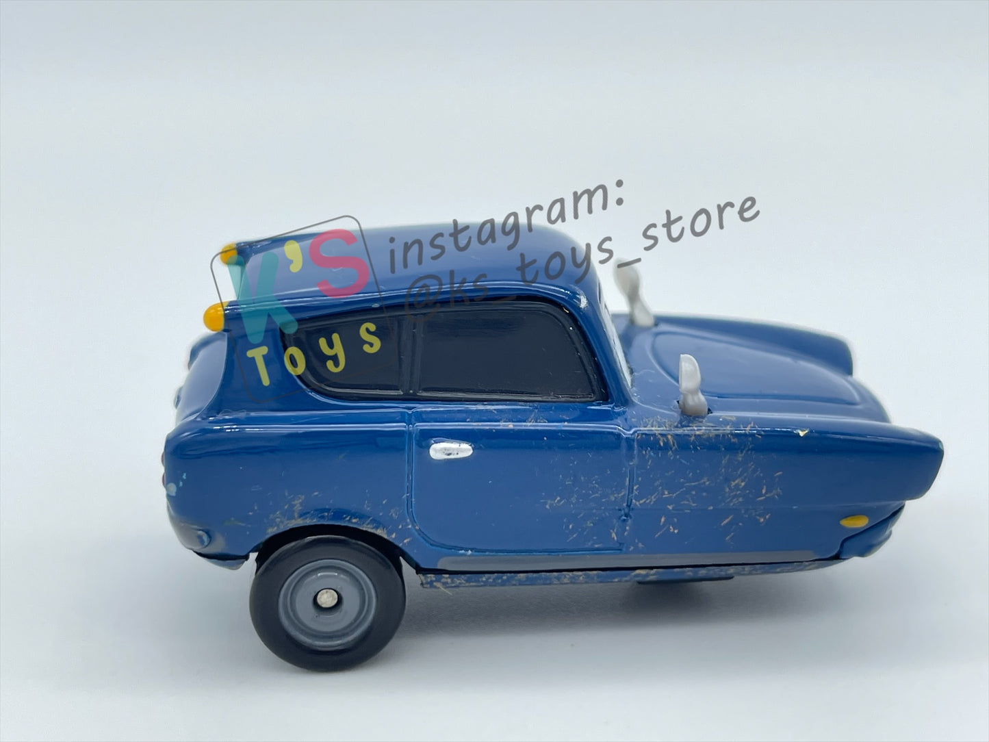 PRE-OWNED / LOOSE DISNEY PIXAR CARS - "TOMBER" CARS 2 SERIES - GOOD CONDITION
