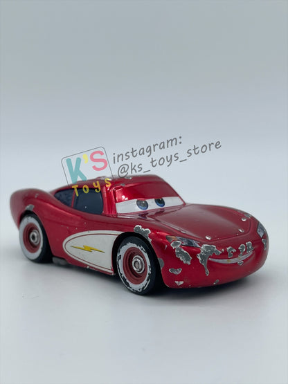 FREE ITEM!!!!! LOOSE DISNEY PIXAR CARS - "CRUISING LIGHTNING MCQUEEN" CARS SERIES - WELL LOVED/PLAYED CONDITION