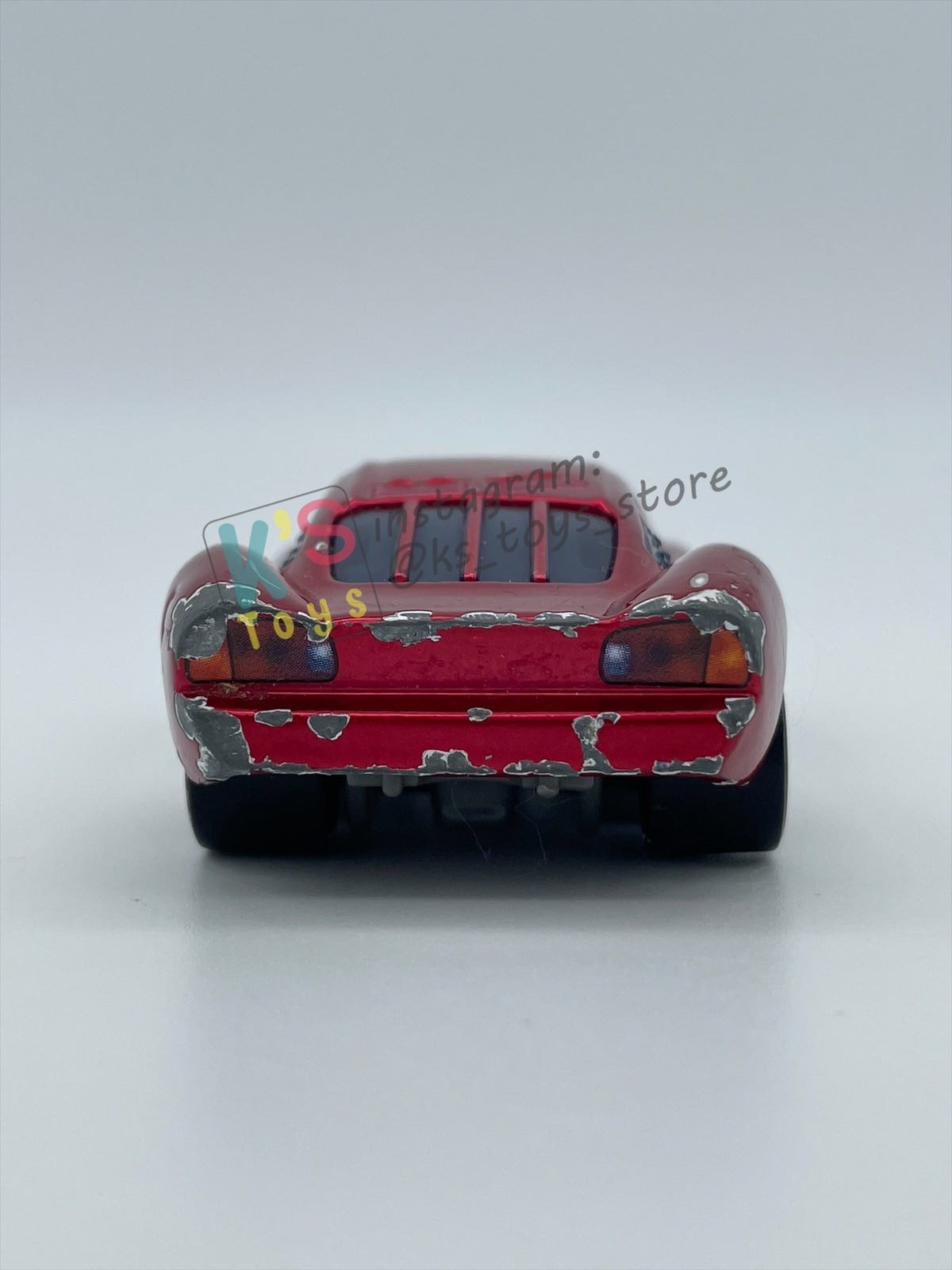 FREE ITEM!!!!! LOOSE DISNEY PIXAR CARS - "CRUISING LIGHTNING MCQUEEN" CARS SERIES - WELL LOVED/PLAYED CONDITION