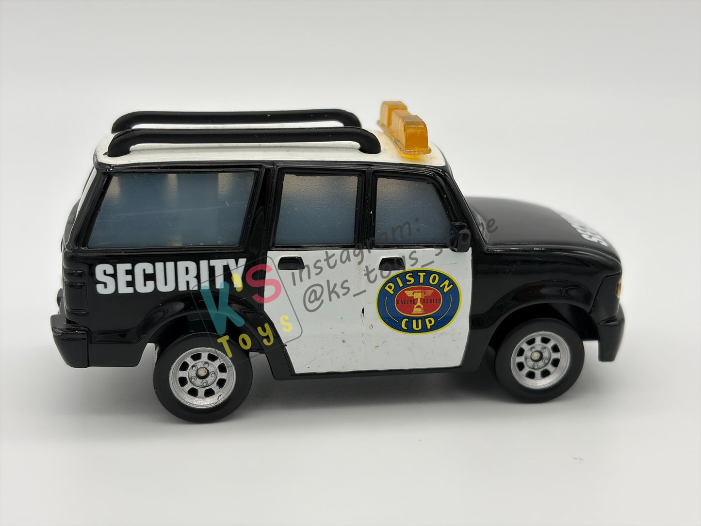 PRE-OWNED / LOOSE DISNEY PIXAR CARS BY MATTEL - "MARCO AXELBENDER" CARS SERIES - PLAYED IN GOOD CONDITION - READ DESCRIPTION!!!!!!!!!!