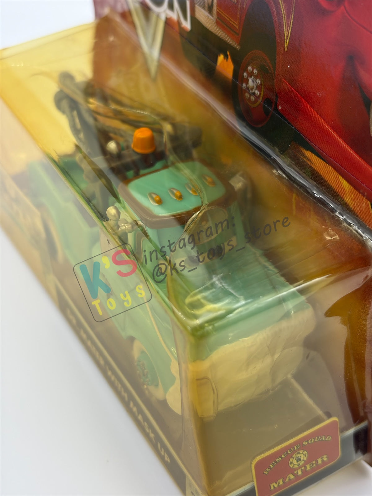 DISNEY PIXAR CARS 1:55 BY MATTEL, "DR. MATER WITH MASK UP" - CARS TOON RESCUE SQUAD MATER SERIES - BNIP