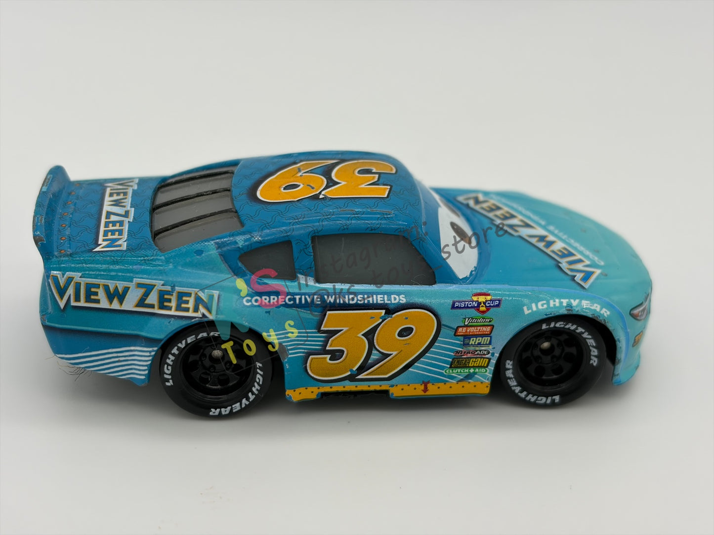 PRE-OWNED / LOOSE DISNEY PIXAR CARS - #39 VIEW ZEEN BUCK BEARINGLY CARS 3 - PLAYED CONDITION