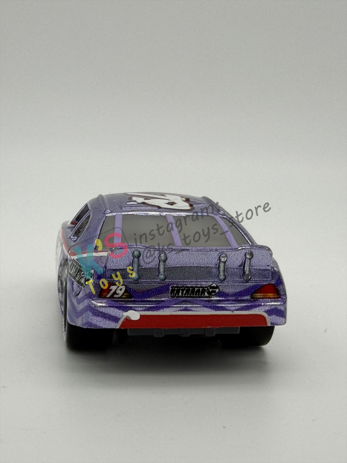 PRE-OWNED / LOOSE DISNEY PIXAR CARS BY MATTEL - "METALLIC HAUL INNGAS" - SCAVENGER HUNT SERIES - NEAR MINT CONDITION - READ DESCRIPTION!!!!!!!!!!!