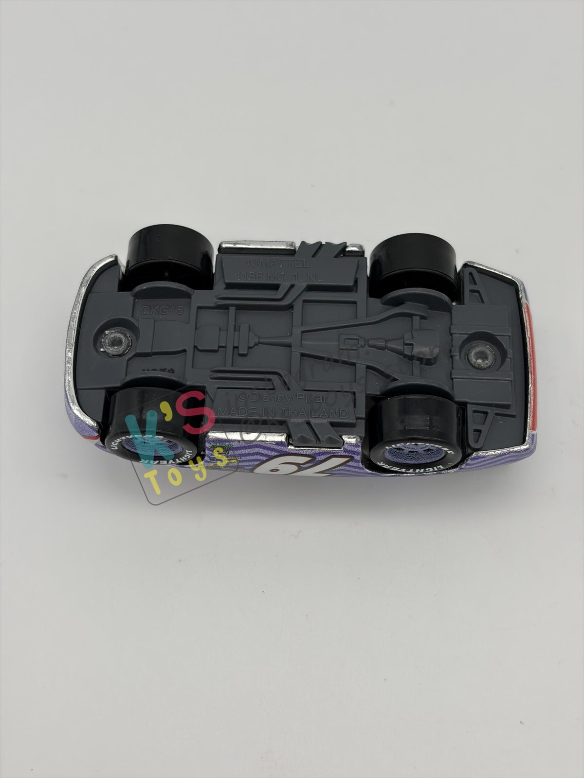 PRE-OWNED / LOOSE DISNEY PIXAR CARS BY MATTEL - "METALLIC HAUL INNGAS" - SCAVENGER HUNT SERIES - NEAR MINT CONDITION - READ DESCRIPTION!!!!!!!!!!!