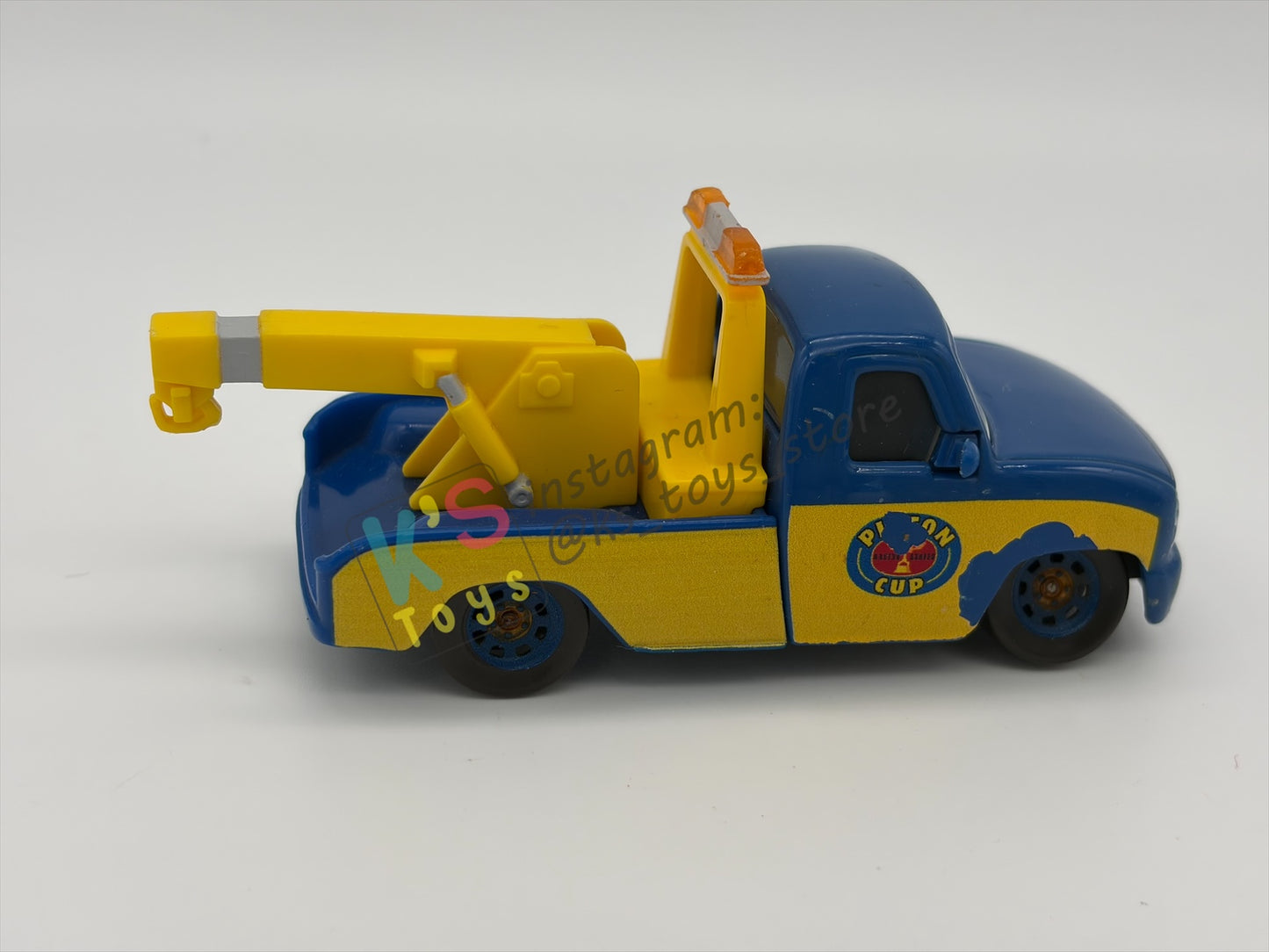 PRE-OWNED / LOOSE DISNEY PIXAR CARS - "RACE TOW TRUCK TOM" CARS SERIES - PLAYED CONDITION