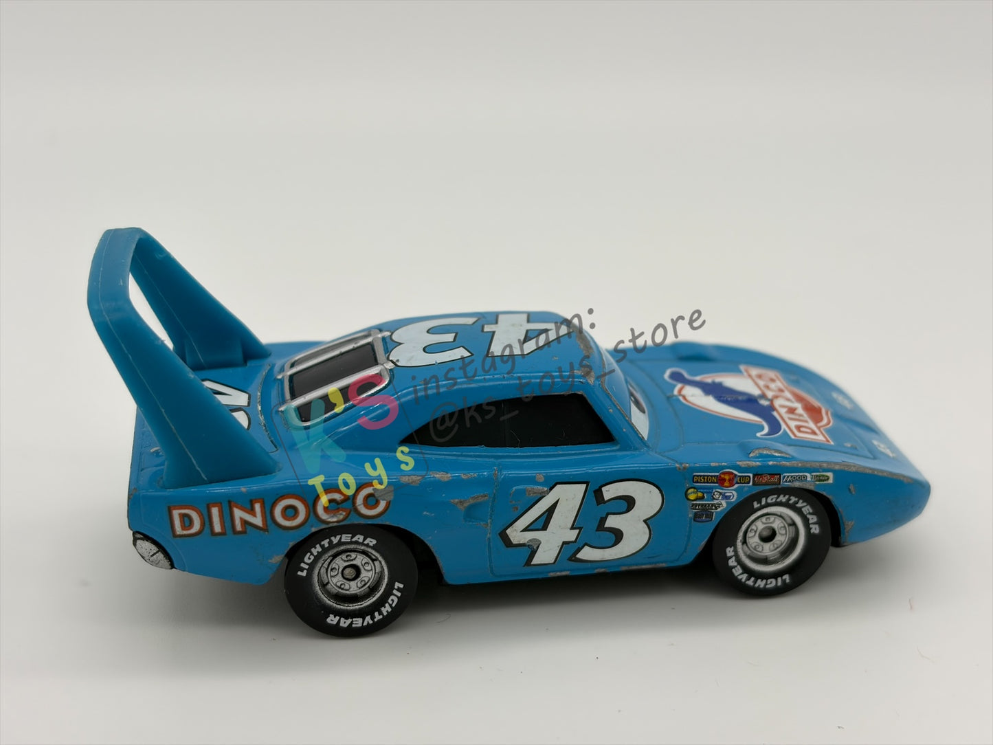 PRE-OWNED / LOOSE DISNEY PIXAR CARS BY MATTEL - "STRIP WEATHERS / THE KING" - CARS SERIES - PLAYED CONDITION - READ DESCRIPTION!!!!!!!!!!!