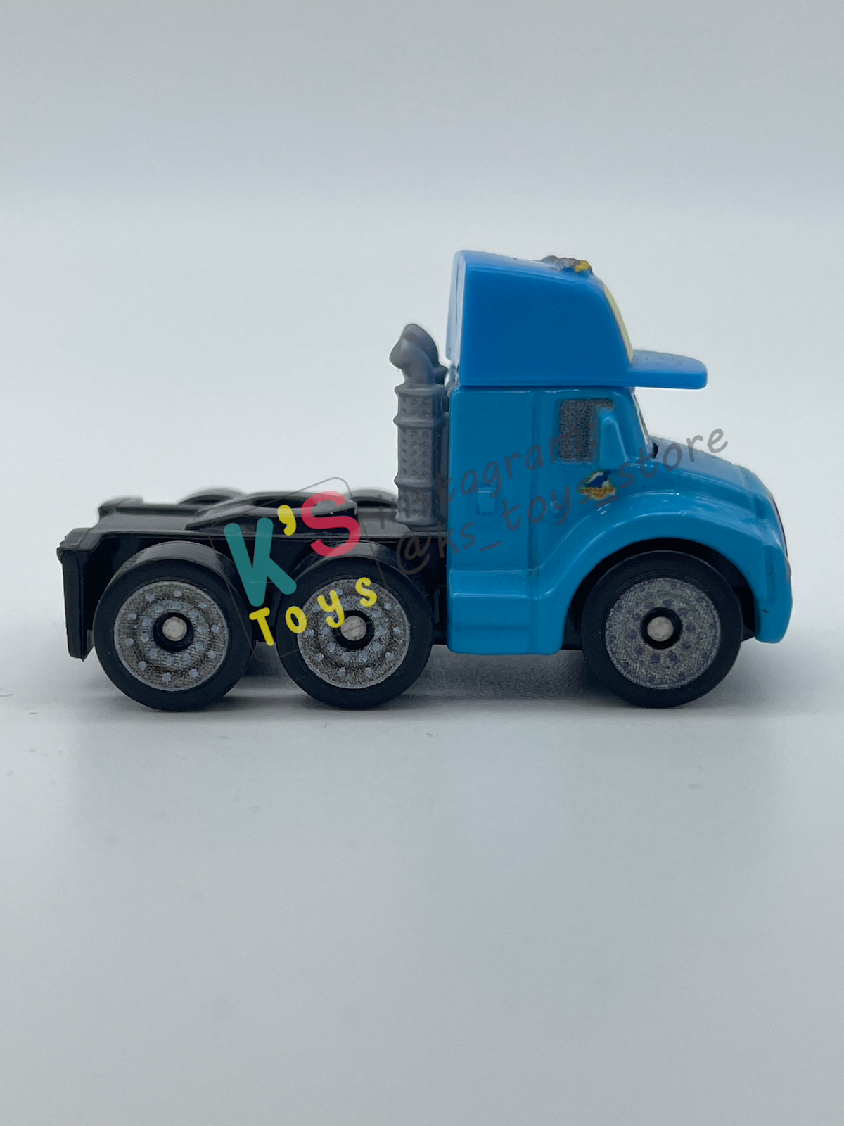 Loose Mini Racers Pixar Disney Cars, GRAY HAULER - Mint / Near Mint Condition