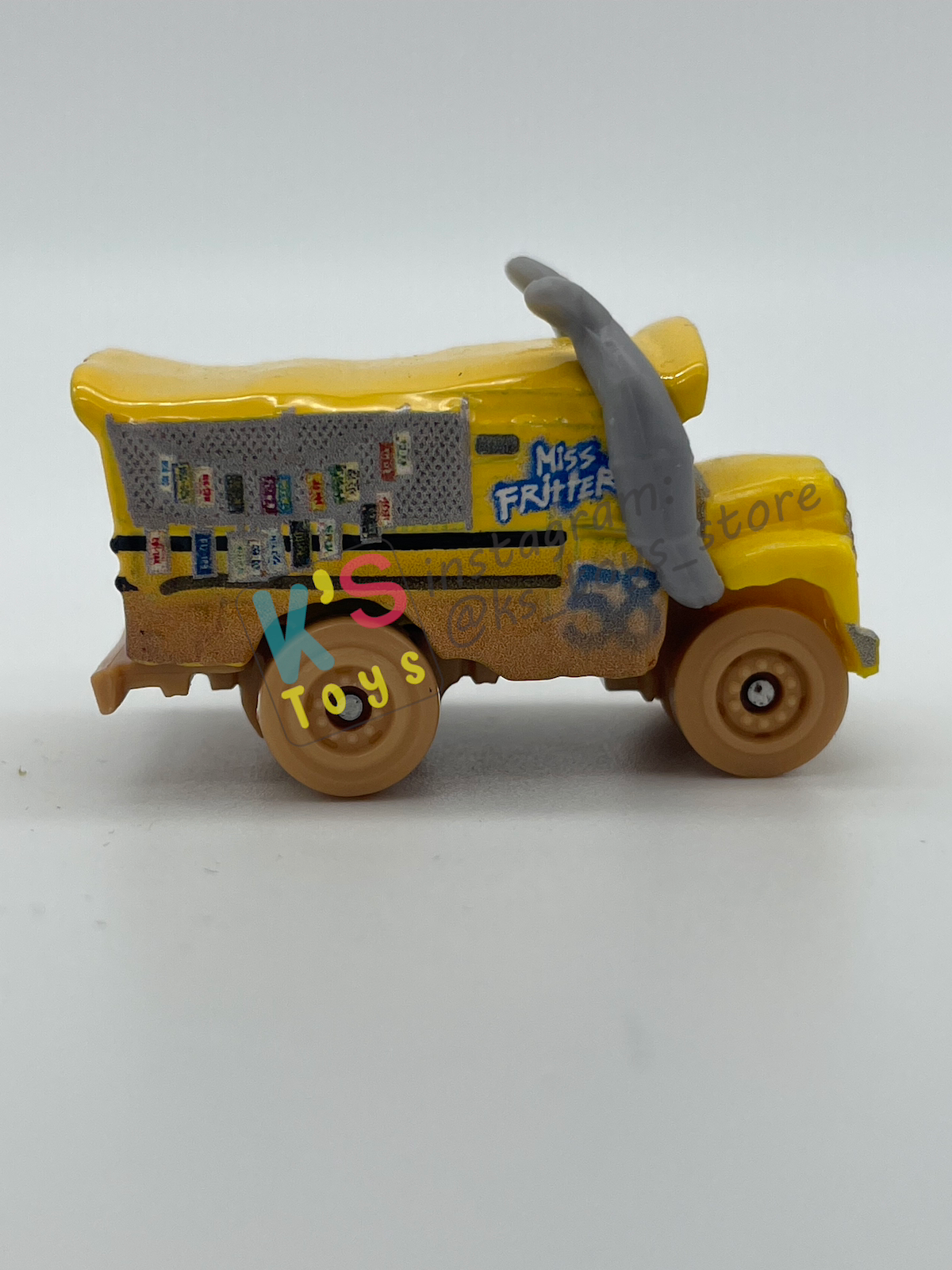 Loose Mini Racers Pixar Disney Cars, MUDDY MISS FRITTER - Mint / Near Mint Condition