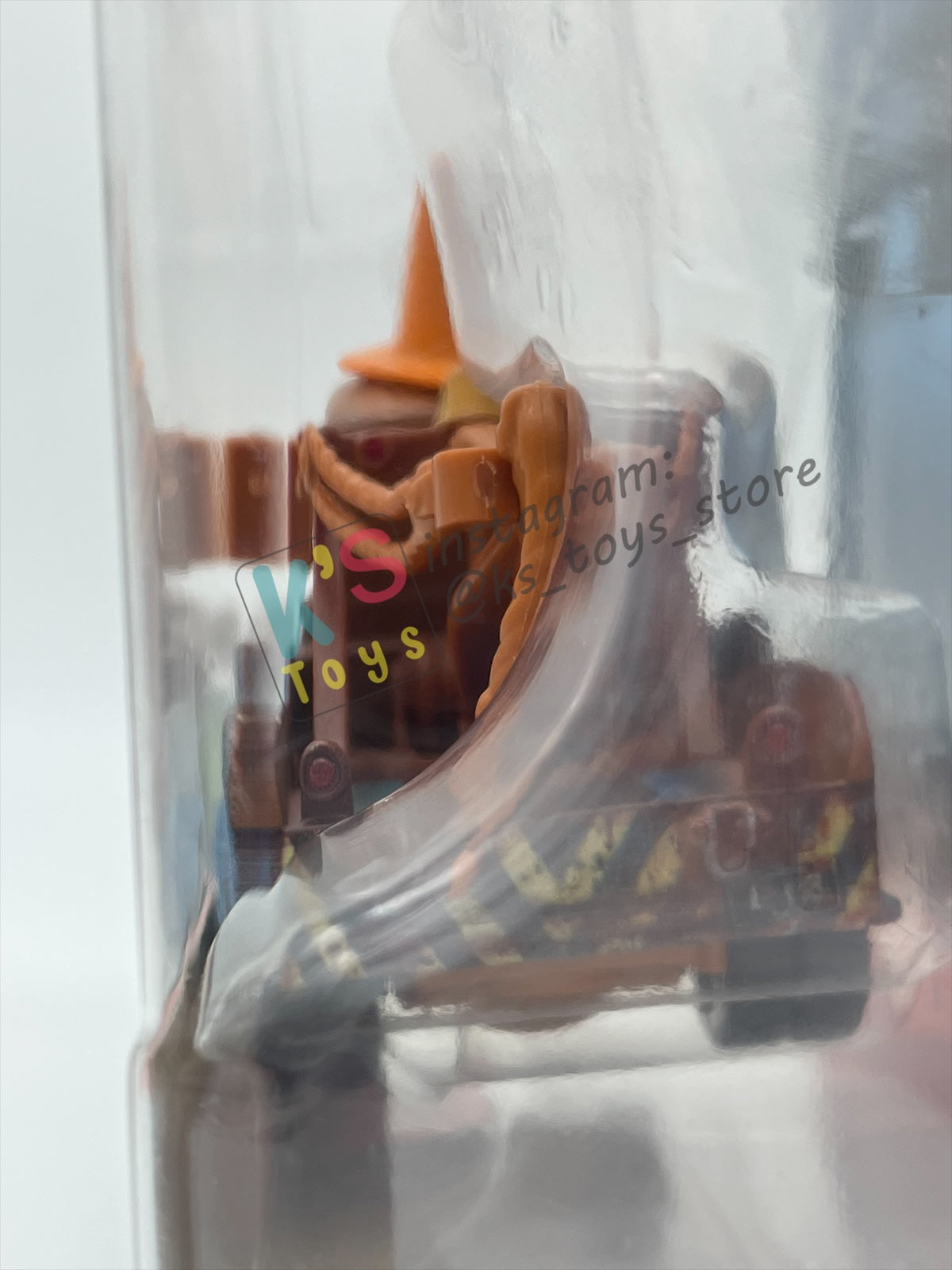 DELUXE DISNEY PIXAR CARS "MATER WITH CONE TEETH" - BNIP