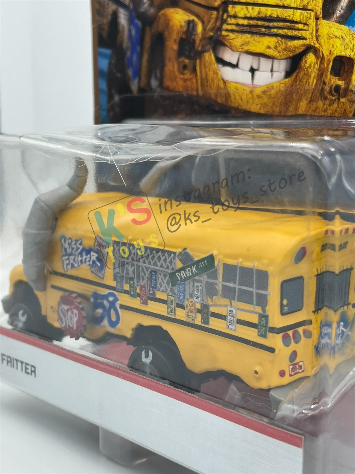 DELUXE DISNEY PIXAR CARS - MISS FRITTER - THUNDER HOLLOWS SERIES - BNIP - CRACKED BLISTER!!