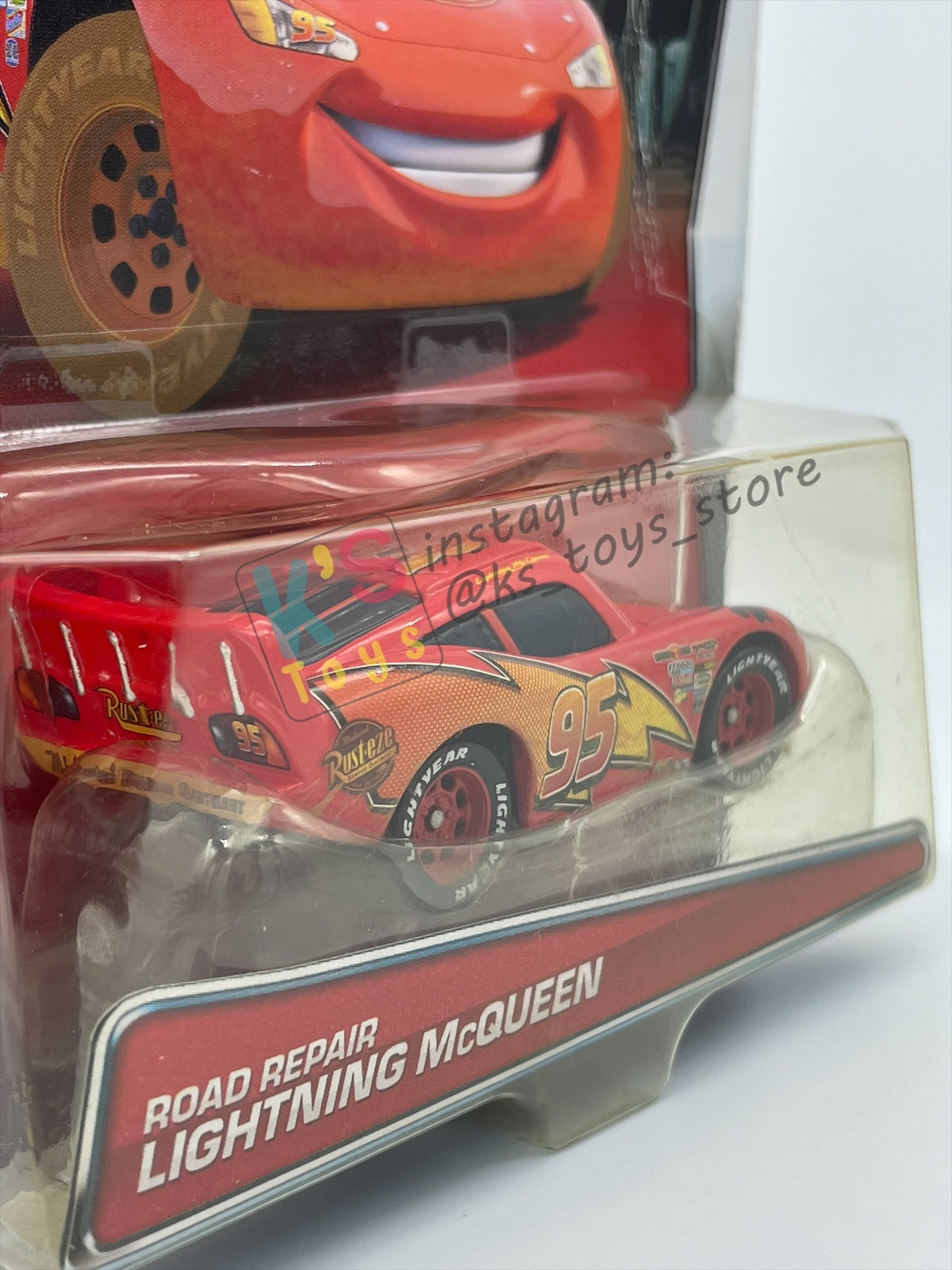 DISNEY PIXAR CARS 1:55 BY MATTEL, "ROAD REPAIR LIGHTNING MCQUEEN" - RADIATOR SPRINGS SERIES - BNIP