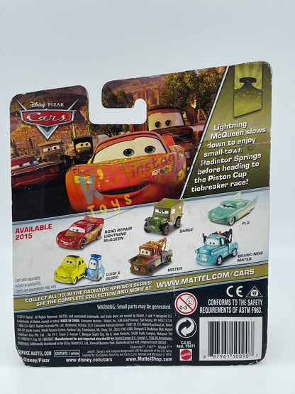 DISNEY PIXAR CARS 1:55 BY MATTEL, "ROAD REPAIR LIGHTNING MCQUEEN" - RADIATOR SPRINGS SERIES - BNIP