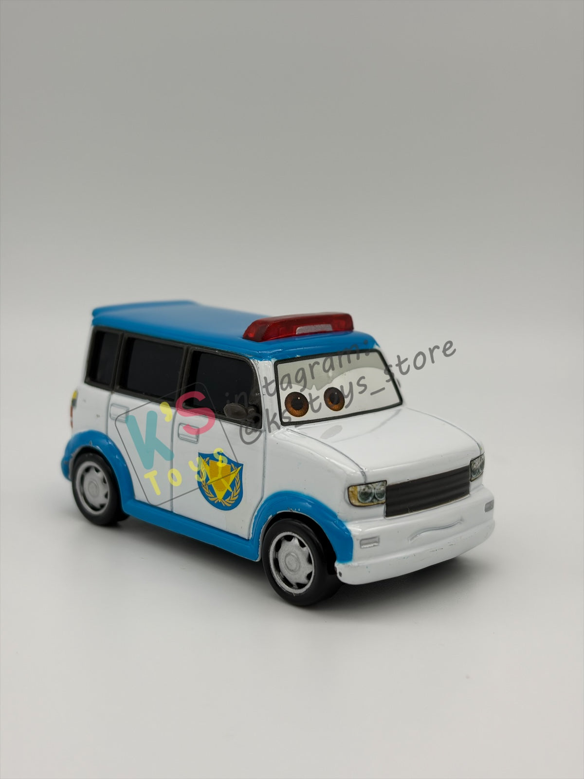 PRE-OWNED / LOOSE DISNEY PIXAR CARS - "OFFICER MURAKAMI" CARS 2 SERIES - NEAR MINT CONDITION - READ DESCRIPTION!!!!!!!!!!