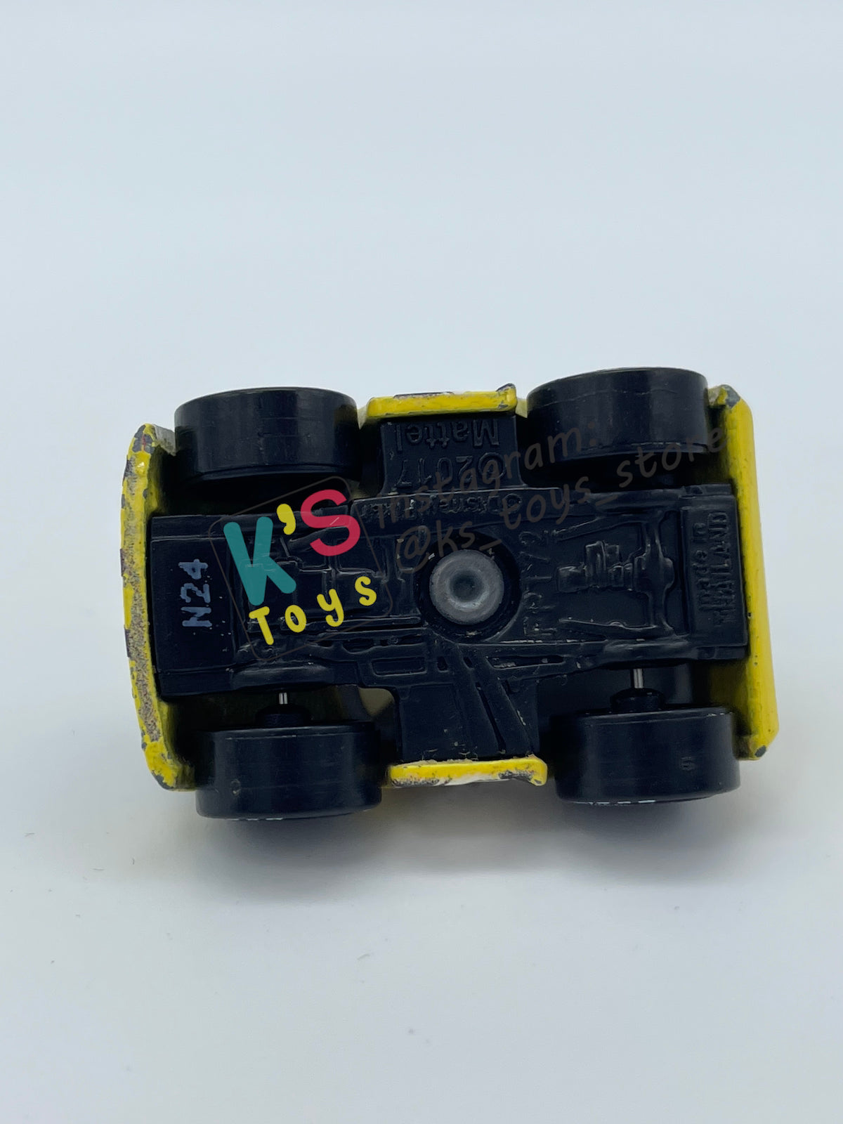 Loose Mini Racers Pixar Disney Cars, BRIAN SPARK (CLAUDE SCRUGGS) - Played in Good Condition