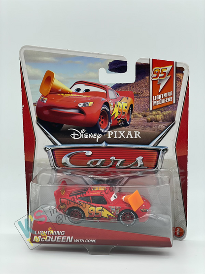 DISNEY PIXAR CARS BY MATTEL 1:55, LIGHTNING MCQUEEN WITH CONE - BNIP