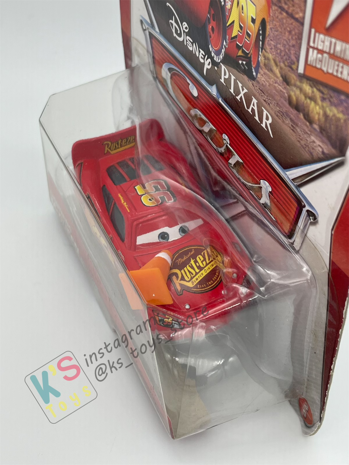 DISNEY PIXAR CARS BY MATTEL 1:55, LIGHTNING MCQUEEN WITH CONE - BNIP