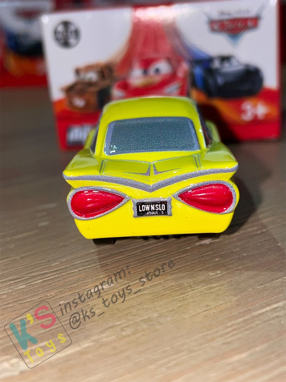 Mini Racers Pixar Disney Cars, 2022 Series 1 #05 YELLOW RAMONE