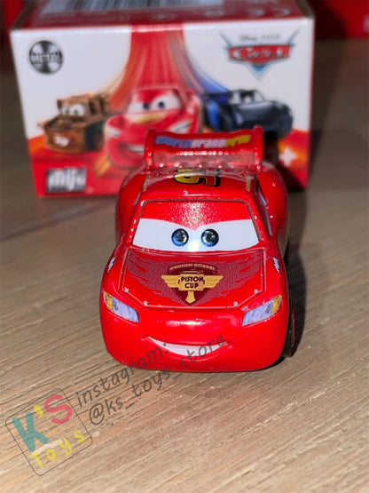 Mini Racers Pixar Disney Cars, 2022 Series 1 #03 WGP LIGHTNING MCQUEEN CARS 2